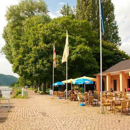 Neubert'S Gasthaus Am Rhein 라한슈타인 외부 사진