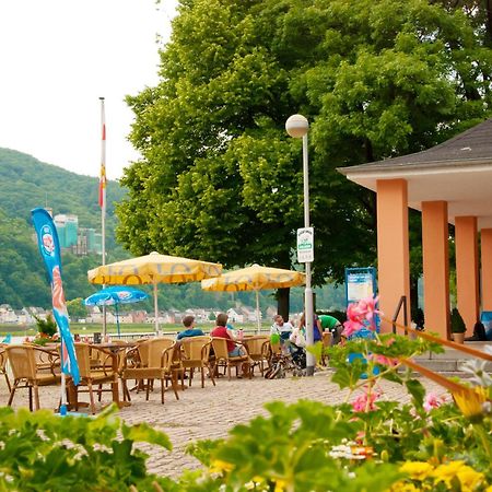 Neubert'S Gasthaus Am Rhein 라한슈타인 외부 사진